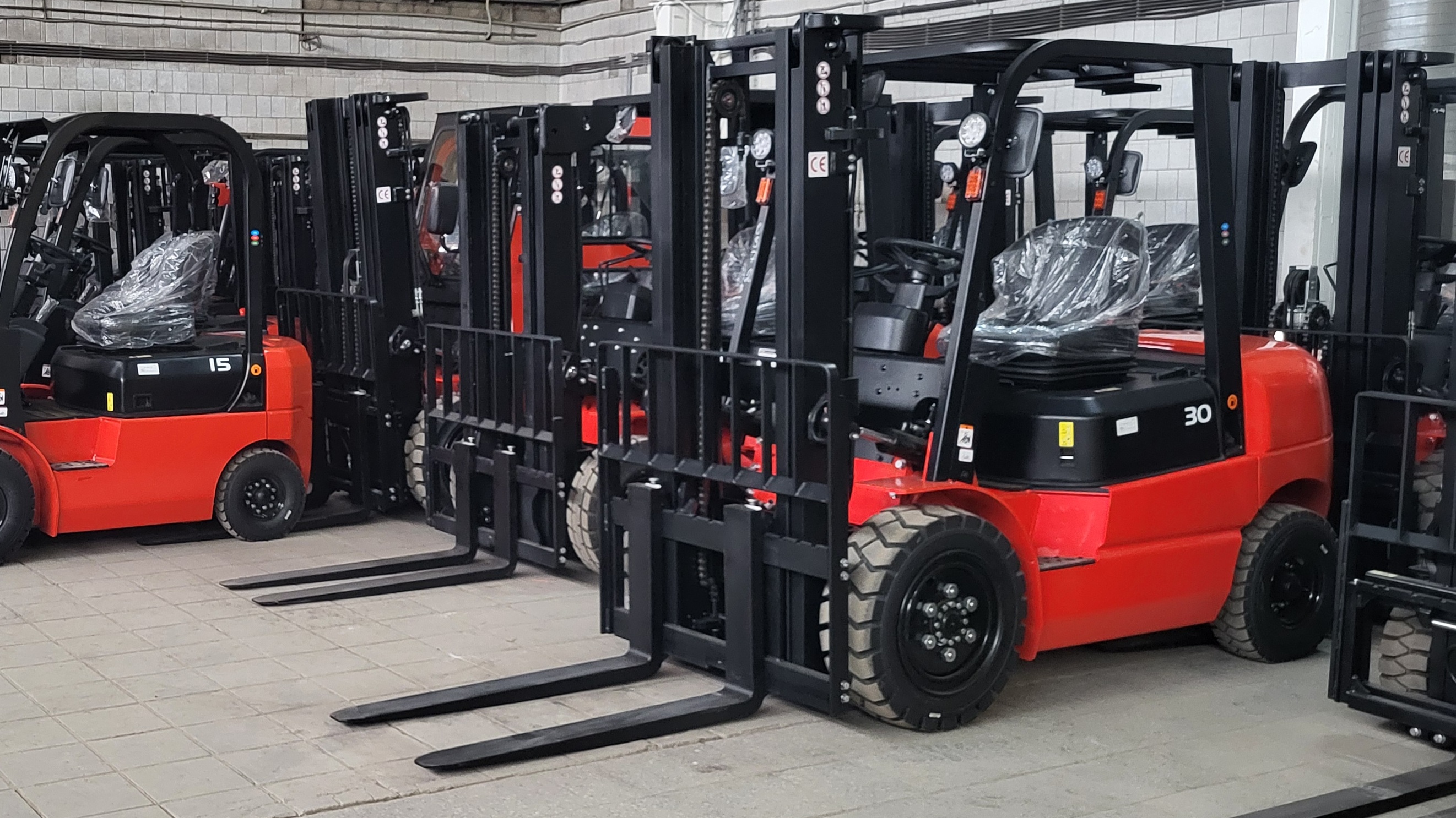 Тест-драйв складской техники на нашем складе в Рубцовске