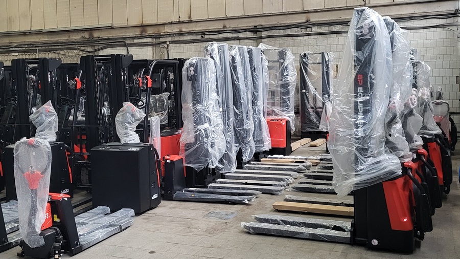 Тест-драйв складской техники на нашем складе в Рубцовске