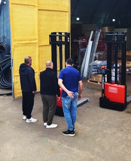 Тест-драйв складской техники на нашем складе в Рубцовске